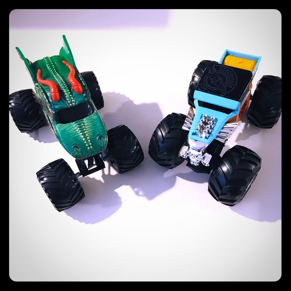 2 new large monster trucks, Hotwheels Monster Jam